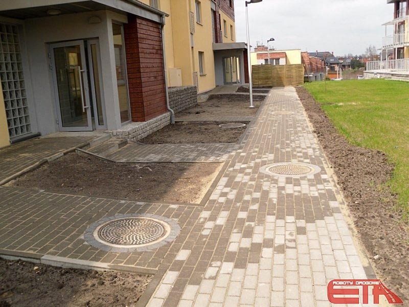 budowa_osiedla_mieszkaniowego_-_katowice_mie_zacisze_20100418_1471717288