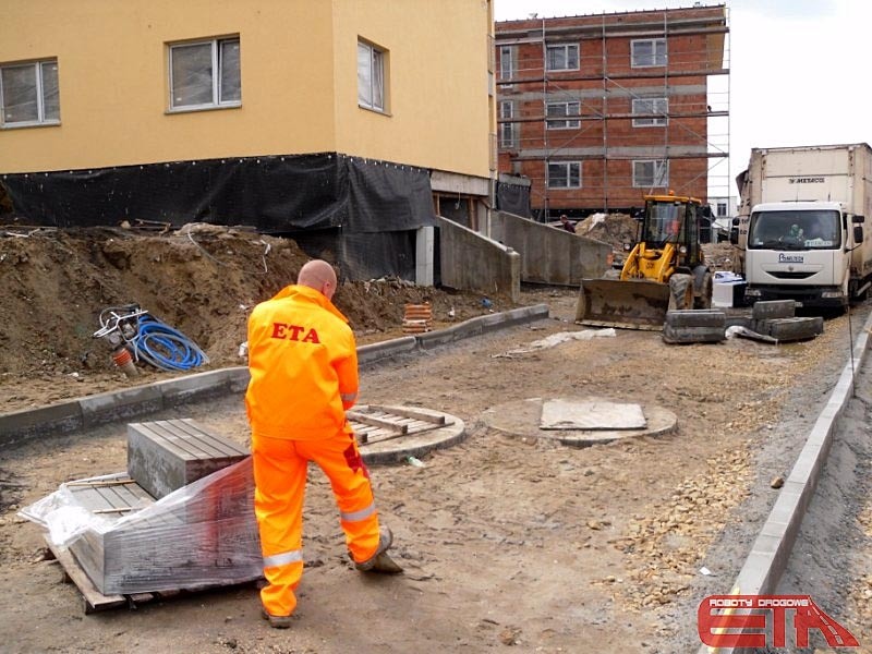 budowa_osiedla_mieszkaniowego_-_katowice_mie_zacisze_20100418_1684837734