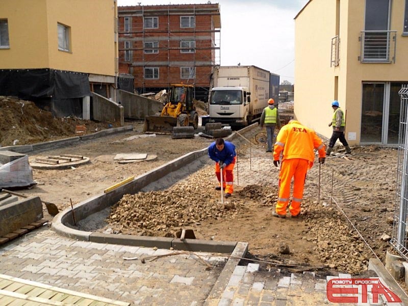 budowa_osiedla_mieszkaniowego_-_katowice_mie_zacisze_20100418_1743529125